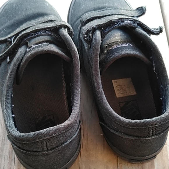 Toddler - All Black Vans - Picture 4 of 5